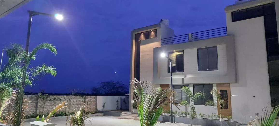 Iconic One Exterior 8